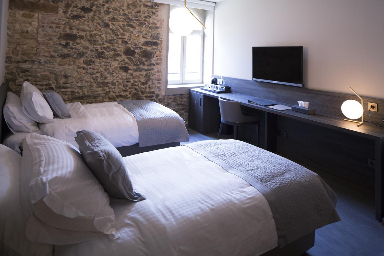 Hotel Etoile De Pompadour 3*